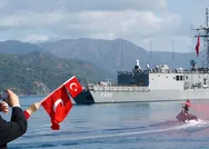 Yunan basını uçak kaldırmayan orduya fena gaz verdi: F-16lar hazır