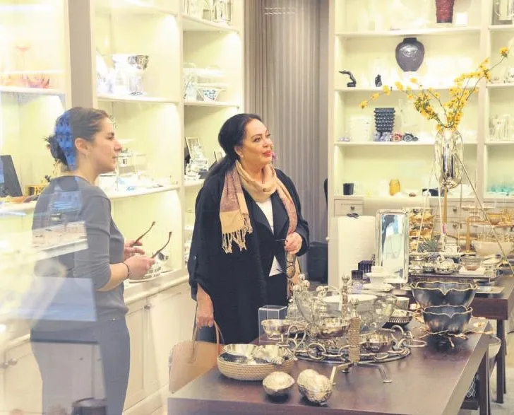 Sultan alışveriş turunda