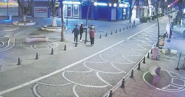 Kirikkale De Belediye Ekiplerinin Yerlestirdigi Dezenfektanlar Calindi Takvim