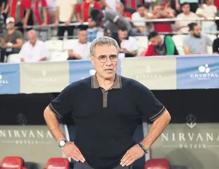 Ersun Yanal’la yollar ayrıldı