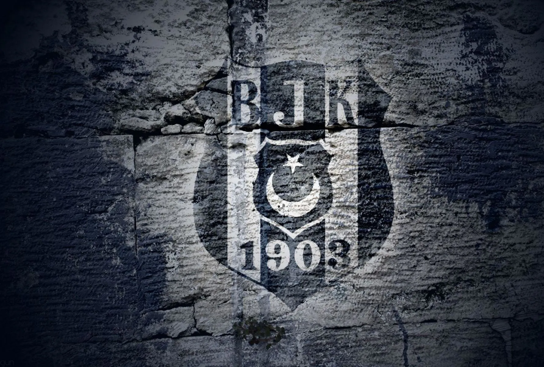 Beşiktaş’ta Tamer Mert istifa etti!