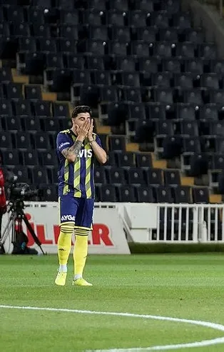 Fener’e kılınç darbesi