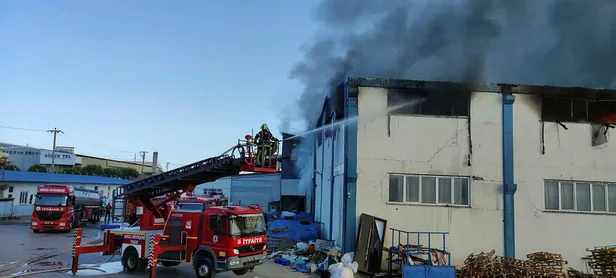 Son dakika: Denizli'de tekstil fabrikasında yangın-2