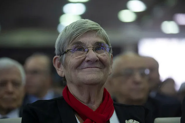 Başkan Erdoğan'ın "Bu işi çözün" talimatına Canan Karatay'dan destek