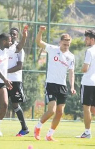 Beşiktaş Avusturya yolcusu