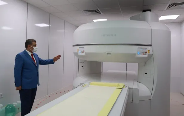 son-dakika-saglik-bakani-fahrettin-koca-cam-ve-sakura-sehir-hastanesinden-duyurdu-turkiyede-bir-ilk-1596307759593.jpeg Son dakika: Sağlık Bakanı Fahrettin Koca, Çam ve Sakura Şehir Hastanesi'nden duyurdu: Türkiye'de bir ilk-2