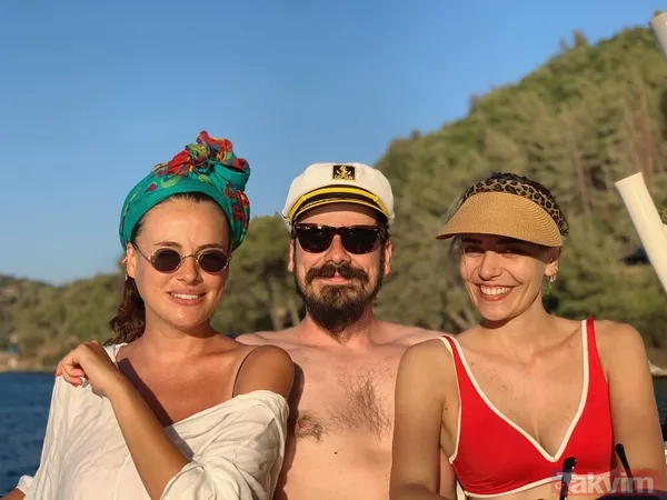 Eşi fotoğrafçı görümcesi oyuncu! Holding’in hırslı Ceyda’sı Öznur Serçeler’in ailesi de en az kendisi kadar ünlü! - 10