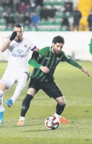 Akhisar kaçtı Menemenspor yakaladı