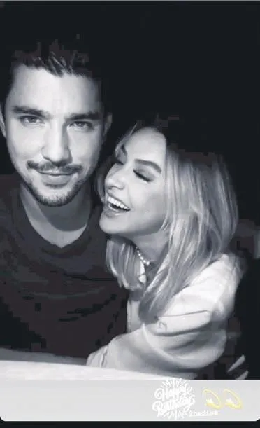 1603492807837.jpeg Hadise 35. yaş gününde yine aşka geldi! Mutluluk pozları...-2