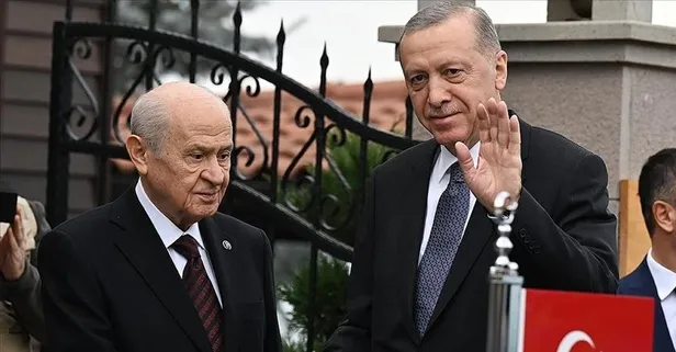 MHP lideri Bahçeli'den AK Parti'nin 24'üncü yaşına özel aranjman! Malazgirt Zaferi vurgusu