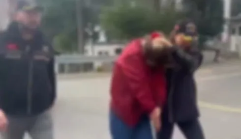 İETT otobüsünde 28 Şubat kafası: Başörtülü yolcuya saldıran kadın tutuklandı-4