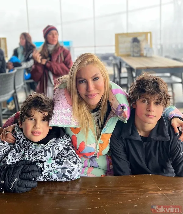 800 metrekarelik 9 odalı villa! Emre Altuğ’un eski eşi Çağla Şıkel’in 2 oğluyla yaşadığı eve bakın! 4 katlı saray yavrusu... - 4