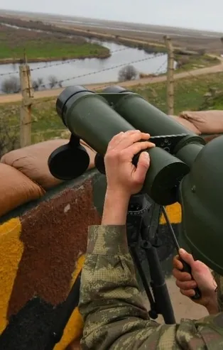 Son dakika: MSB duyurdu! PKK'lı teröristler Yunan'a kaçarken yakalandı