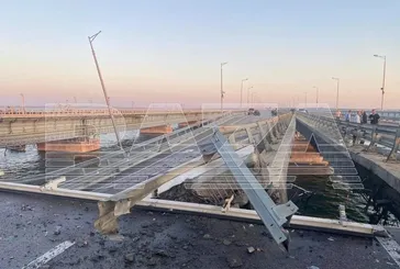 Dünya güne Kerç Köprüsü’ndeki patlamalarla uyandı! Kırım ve Rusya’yı bağlayan köprü kapatıldı! Ukrayna basınından bomba açıklama