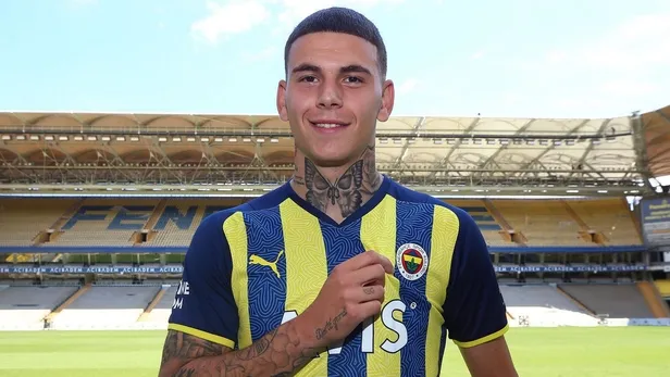 fenerbahcenin-yeni-transferi-joao-pedrodan-onemli-aciklamalar-en-dogru-tercihi-yaptik-1658704080571.jpeg