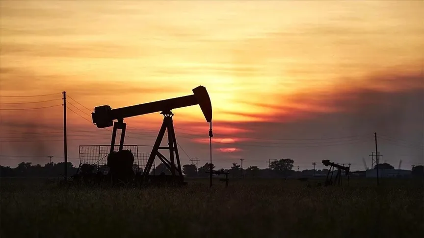 hurmuz-krizi-akaryakit-fiyatlarini-nasil-etkileyecek-1783500111521.jpg ABD İran'ı değil piyasaları vurdu! Hürmüz krizi sonrası petrol ve benzin fiyatlarına zam gelecek mi?-10