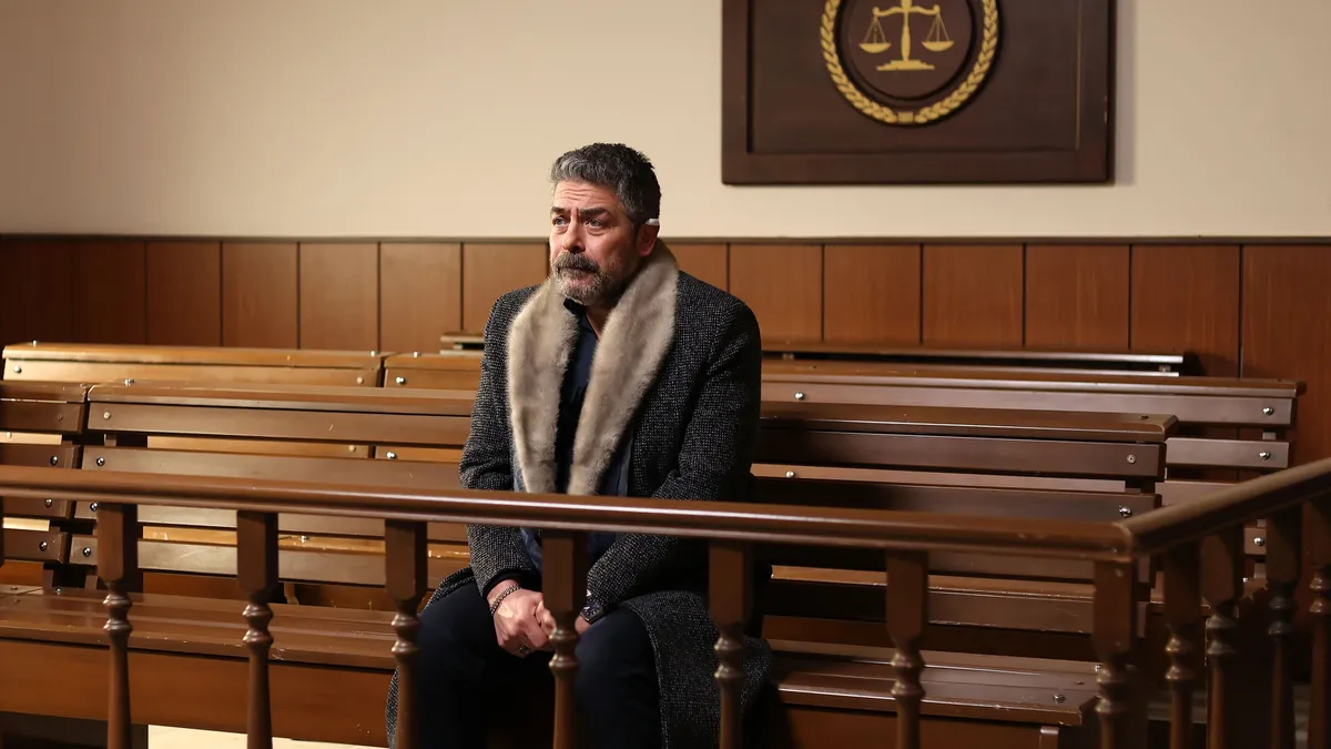 ATV'nin reyting rekortmeni dizisi A.B.İ.'de hesaplaşmalar kızışıyor: Yalıda dengeler altüst oluyor
