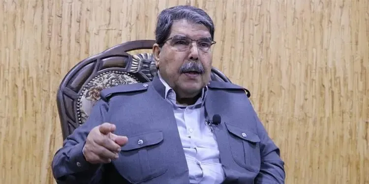 abdnin-tekmeyi-bastigi-pydye-ingiliz-cilasi-elebasi-muslim-bbcden-kustah-tehditler-savurdu-anlasma-yoksa-savas-1769695449521.jpeg ABD'nin tekmeyi bastığı PYD'ye İngiliz cilası! Elebaşı Müslim BBC'den küstah tehditler savurdu: Anlaşma yoksa savaş var-3