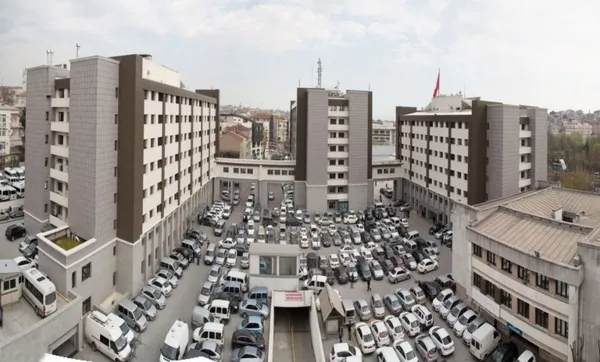 son-dakika-istanbul-emniyet-mudurlugunde-gorev-degisikligi-liste-belli-oldu-iste-istanbul-emniyetinde-yeni-ata-1660819035336.jpg SON DAKİKA | İstanbul Emniyet Müdürlüğü'nde görev değişikliği! Liste belli oldu! İşte İstanbul Emniyet'inde yeni atamalar-3