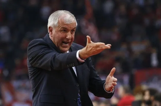 Fenerbahçe Beko Başantrenörü Zeljko Obradovic'ten çok konuşulacak bir mola daha!