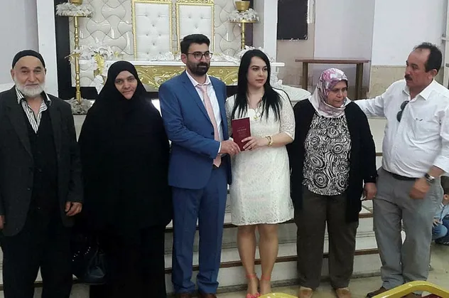 Denizli'de pes dedirten olay! Damat kayınpederiyle evlendi