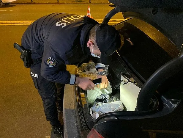 Beşiktaş'ta evli çiftten skandal hareket! Polisin dikkatinden kaçamadılar-3