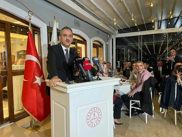 milli-egitim-bakani-mahmut-ozer-acikladi-ogretmenlik-meslek-kanunu-ve-atamalarla-ilgili-onemli-gelisme-1650493208469.jpeg Milli Eğitim Bakanı Mahmut Özer açıkladı! Öğretmenlik Meslek Kanunu ve atamalarla ilgili önemli gelişme...-4