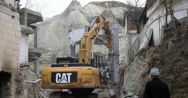 Peribacalarının yanına yapılan otel inşaatı yıkılıyor