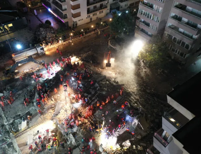 Microsoft yöneticisinden alçak ’İzmir’ paylaşımı!