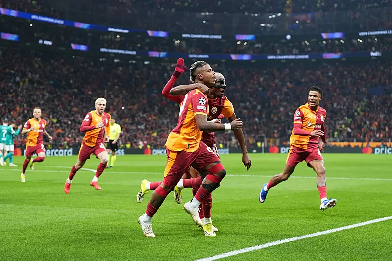 Liverpool - Galatasaray maçının muhtemel 11'leri! Tek hedef çeyrek final - 1