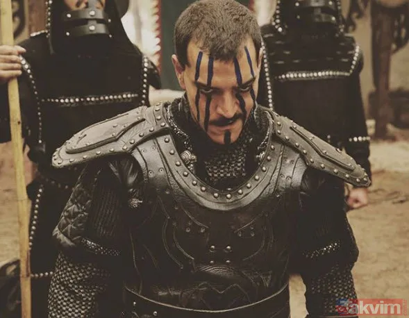 Kuruluş Osman'ın Cerkutay'ı Çağrı Şensoy'un sevgilisi Tuğçe Yolcu güzelliğiyle büyülüyor! Meğer o da oyuncuymuş - 1