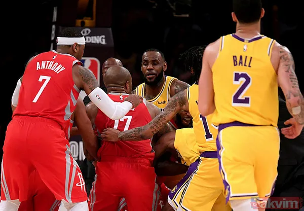 Los Angeles Lakers - Houston Rockets maçında kavga! - 25