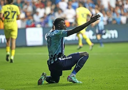 ismail-kartal-mac-sonrasi-takimina-ovgu-yagdirdi-adana-demirspora-karsi-kim-burada-boyle-oynamis-1699826057018.jpeg İsmail Kartal maç sonrası takımına övgü yağdırdı: Adana Demirspor’a karşı kim burada böyle oynamış?-4