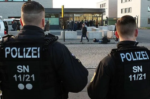 Berlin'de iki Türk kadına ırkçı saldırı