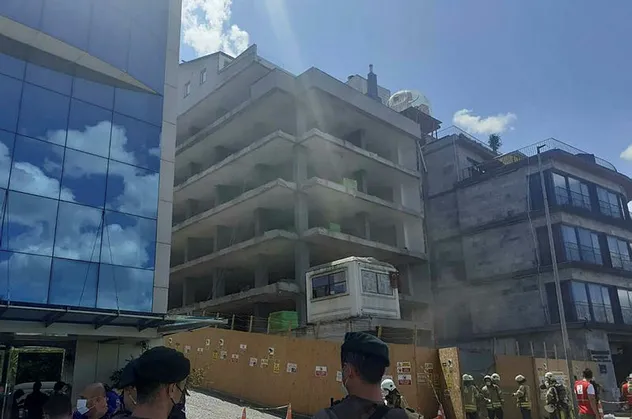SON DAKİKA! Beyoğlu'nda can pazarı! İnşaatta yangın çıktı: 1'i ağır 6 işçi yaralandı