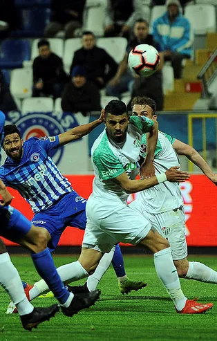 Kasımpaşa ve Bursaspor puanları paylaştı