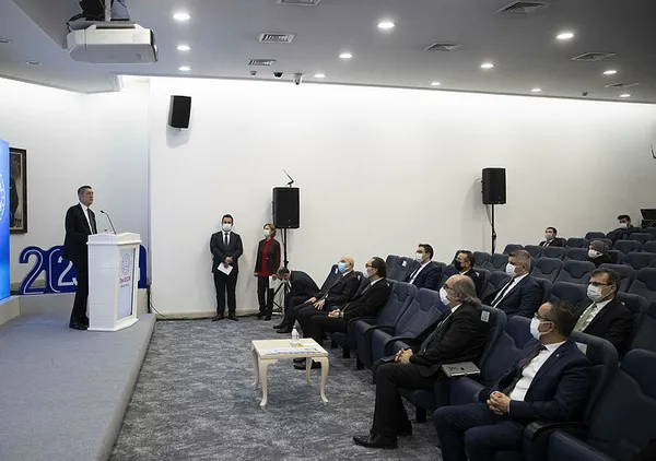 son-dakika-bakan-ziya-selcuktan-flas-yuz-yuze-egitim-aciklamasi-yeni-bir-doneme-basliyoruz-1612769808617.jpg SON DAKİKA! Bakan Ziya Selçuk'tan flaş yüz yüze eğitim açıklaması: Yeni bir döneme başlıyoruz-2