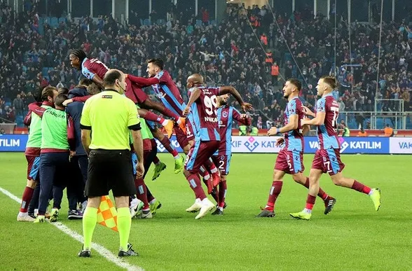 Trabzonspor taraftarları şampiyonluk istiyor-4