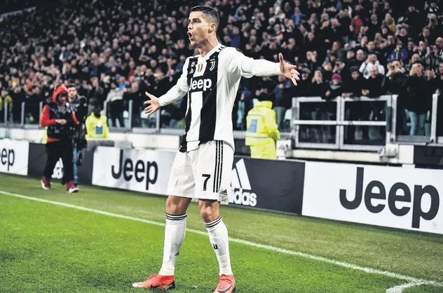 Dünya Cristiano Ronaldo'ya o Türkiye'ye hayran