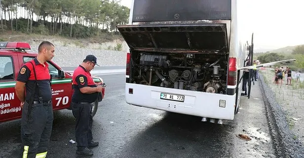 Muğla'da seyir halindeki tur otobüsü yandı