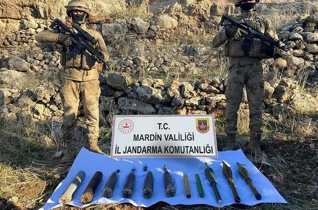 Mardin'de PKK'ya ağır darbe! Çok sayıda mühimmat ele geçirildi