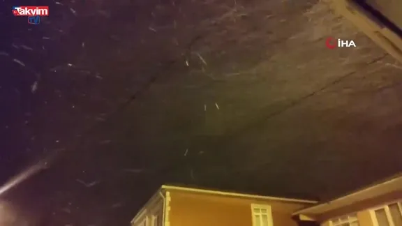 İstanbul'a kar yağışı başladı!