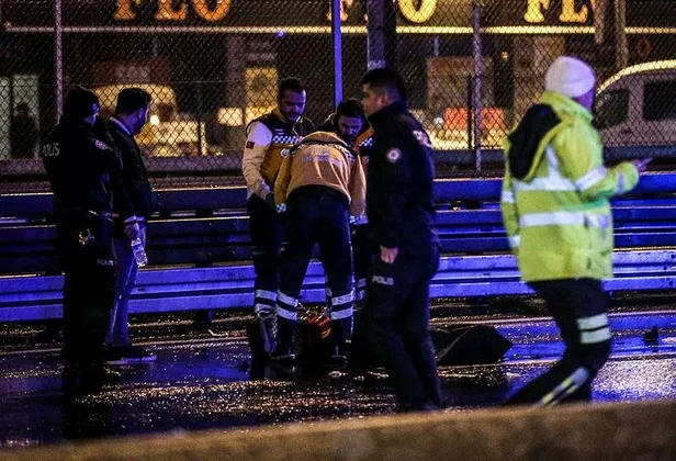 İstanbul Bakırköy’de minibüsün çarptığı yaya öldü-3