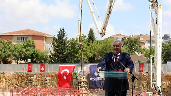 ibb-chplilerin-yapimina-itiraz-ettigi-soganlik-merkez-camiini-tepkiler-gelince-sahiplenmek-zorunda-kaldi-1614956904923.jpg İBB, CHP'lilerin yapımına itiraz ettiği Soğanlık Merkez Camii'ni, tepkiler gelince sahiplenmek zorunda kaldı-4