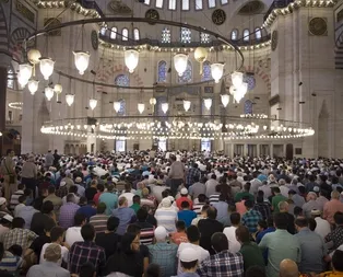 Diyanet: Cuma namazı nasıl kılınır? Cuma namazı kaç rekat? İşte Cuma namazı kılınışı