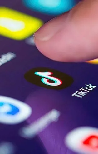 Sosyal medyadaki yalanların ortakları deşifre oldu: %32 FETÖ %23 Marjinal sol %18 PKK %12 DHKP-C