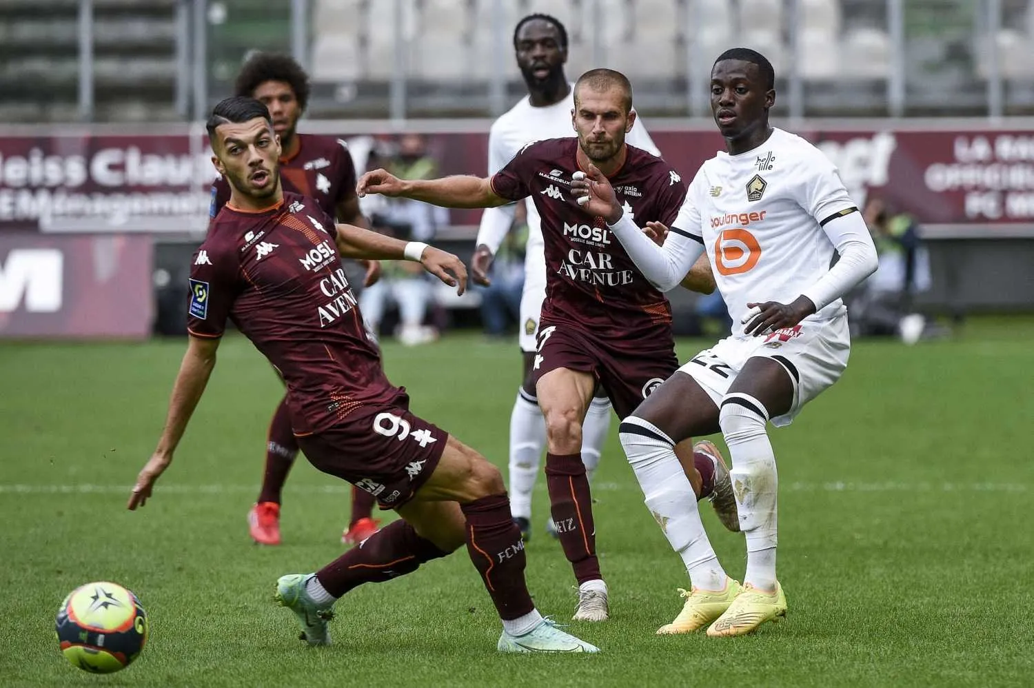 Galatasaray'ın gözdesi Fenerbahçe yolunda! İşte bonservisi - 24