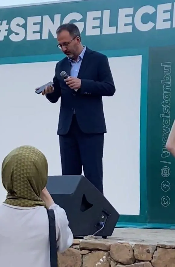 baskan-erdogan-tugva-kampindaki-genclere-seslendi-2023-mesaji-1658865661295.jpeg Başkan Erdoğan TÜGVA kampındaki gençlere seslendi... 2023 mesajı-2