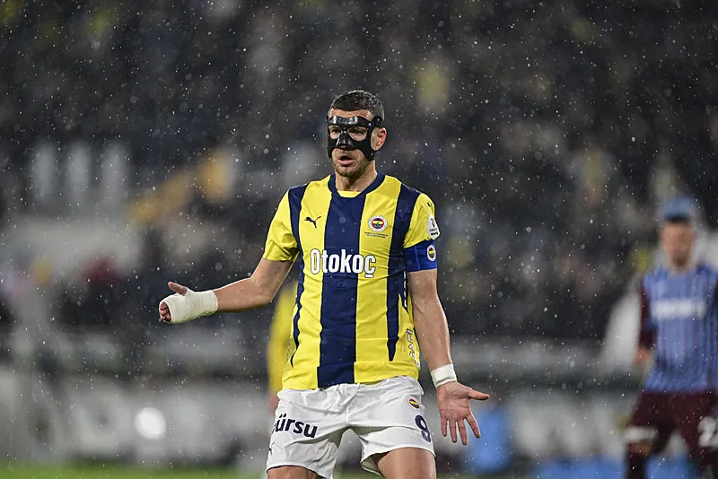 Fenerbahçe'den Galatasaray'a dev çalım! Transfer için imza an meselesi - 19