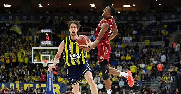 Galatasaray'dan Fenerbahçe derbisi sonrası hakemlere sert tepki! "Basketbol salonlarından uzaklaştırılsınlar"